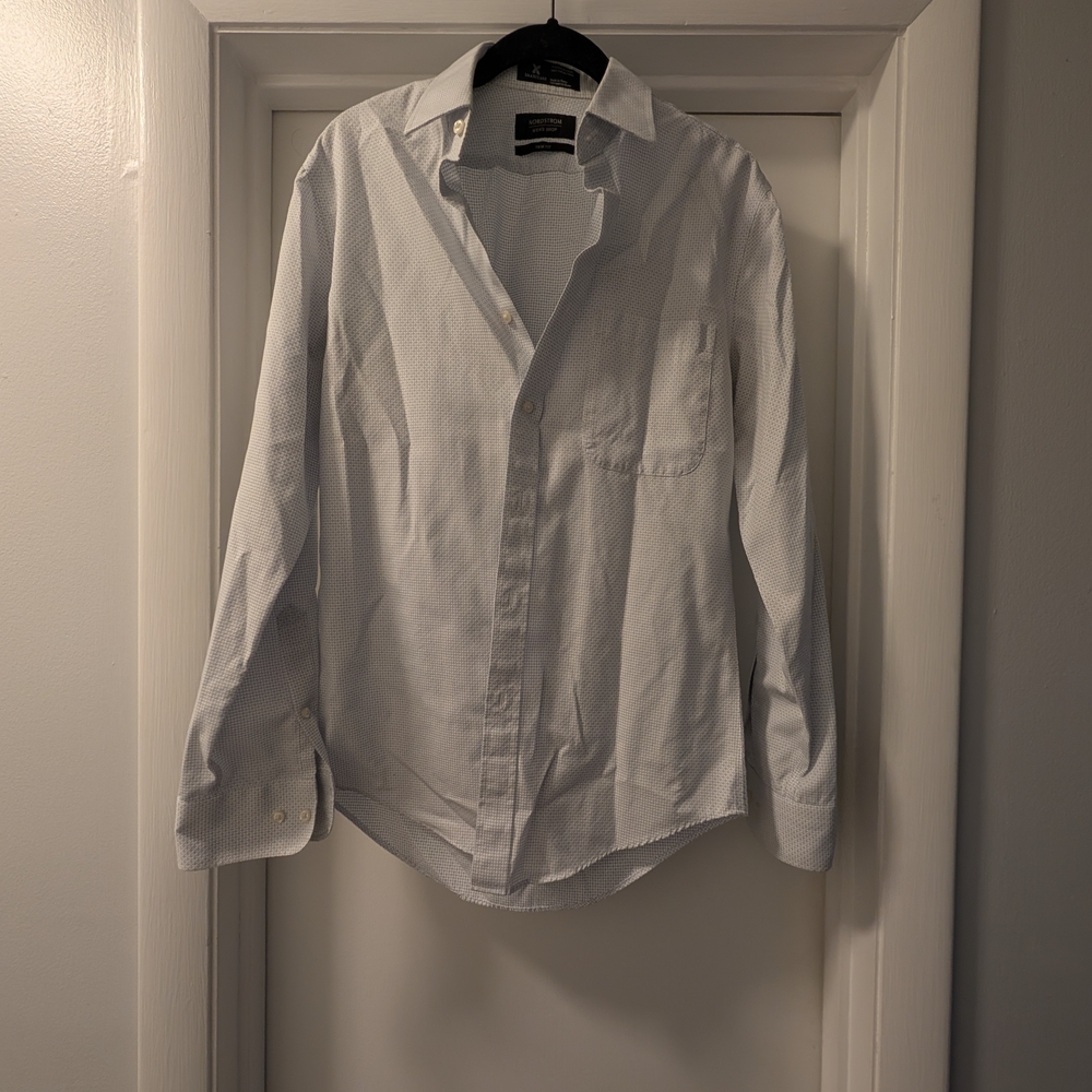 Nordstrom Light Blue And White Casual Button Down Shirt